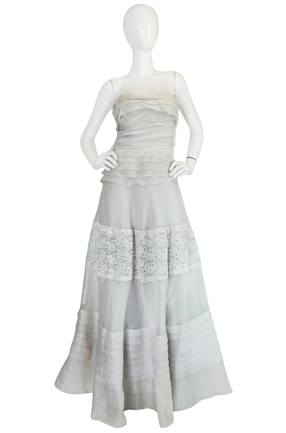 1950s Hardy Amies Couture Fine Silk Organza & Lace Dress