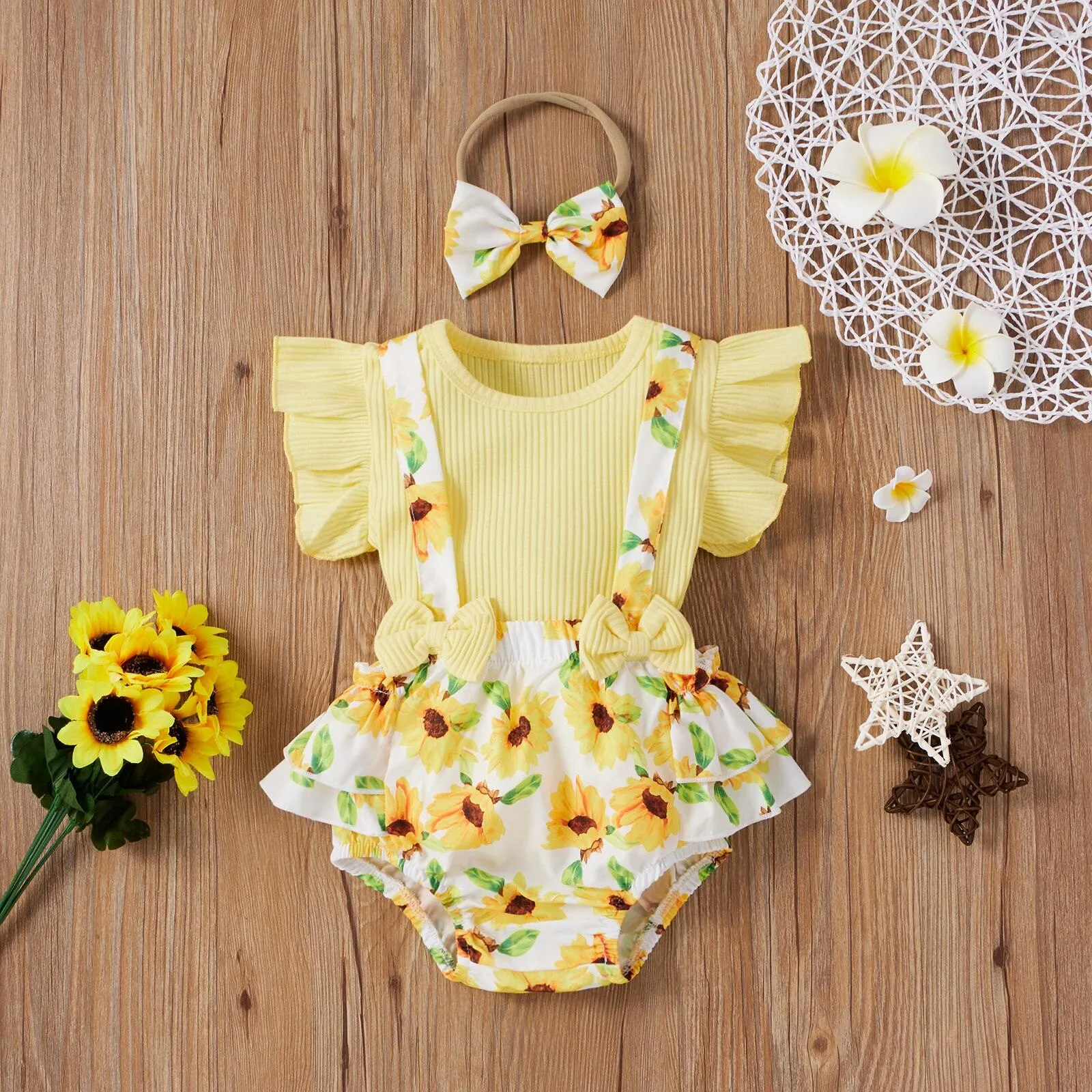 3 Colors Toddler Baby Girls Clothes Sets 3pcs Flower Printing Flying Sleeve Suspender Shorts  Headband Set