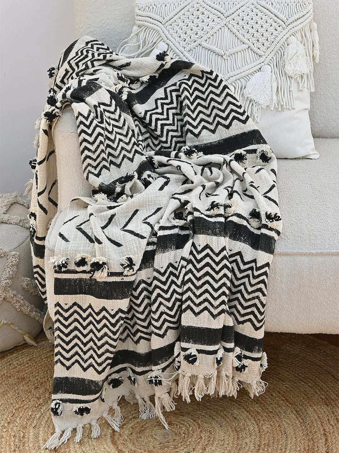 CHEVRON STRIPES - BLOCK PRINTED THROW