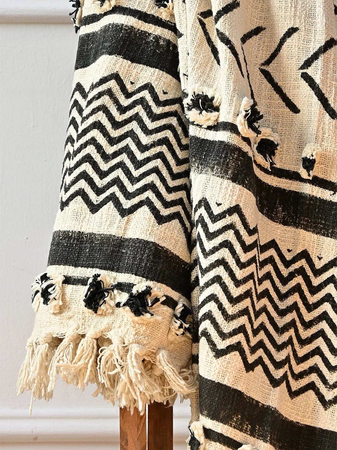 CHEVRON STRIPES - BLOCK PRINTED THROW