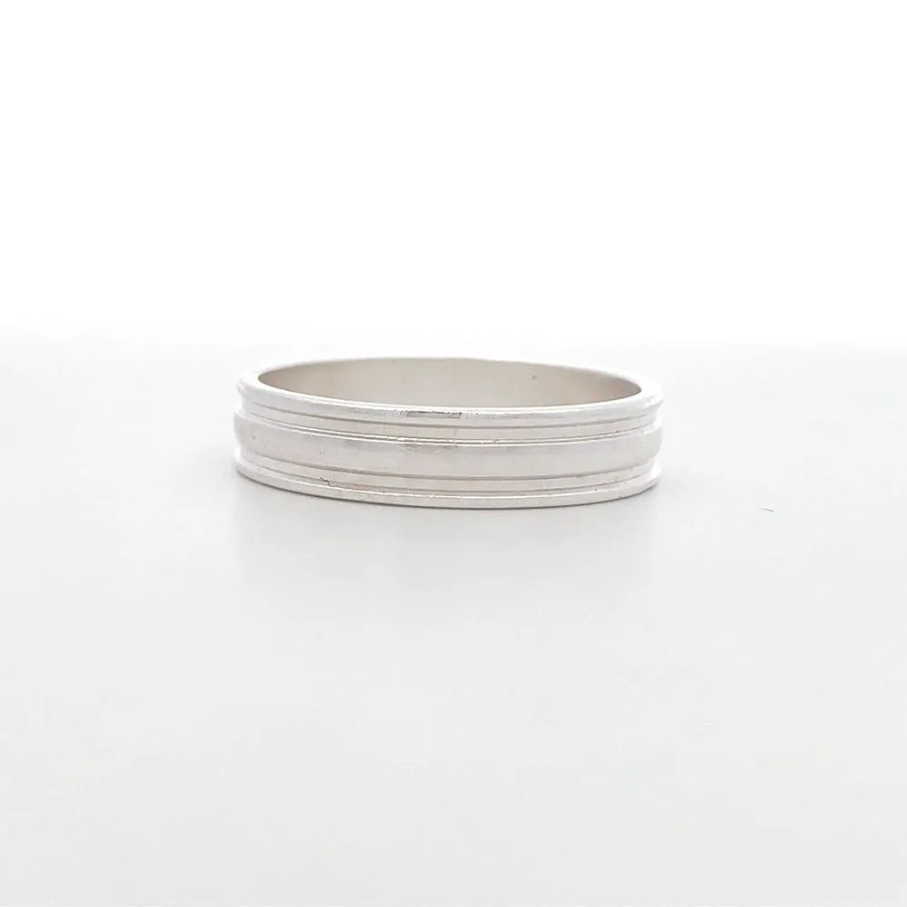 Emery 925 Sterling Silver Band Ring