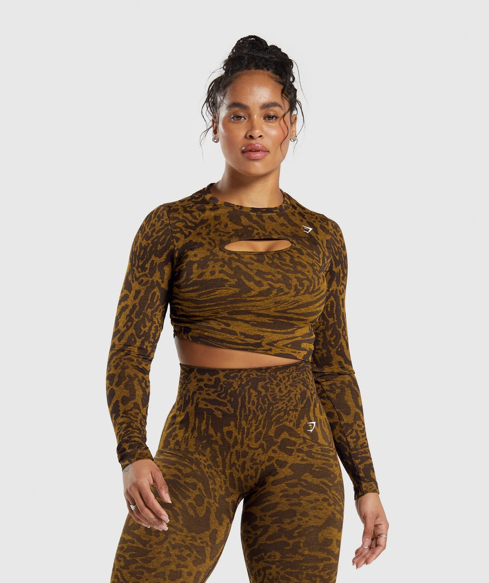 Gymshark Adapt Safari Seamless Long Sleeve Crop Top - Archive Brown/Burnt Yellow