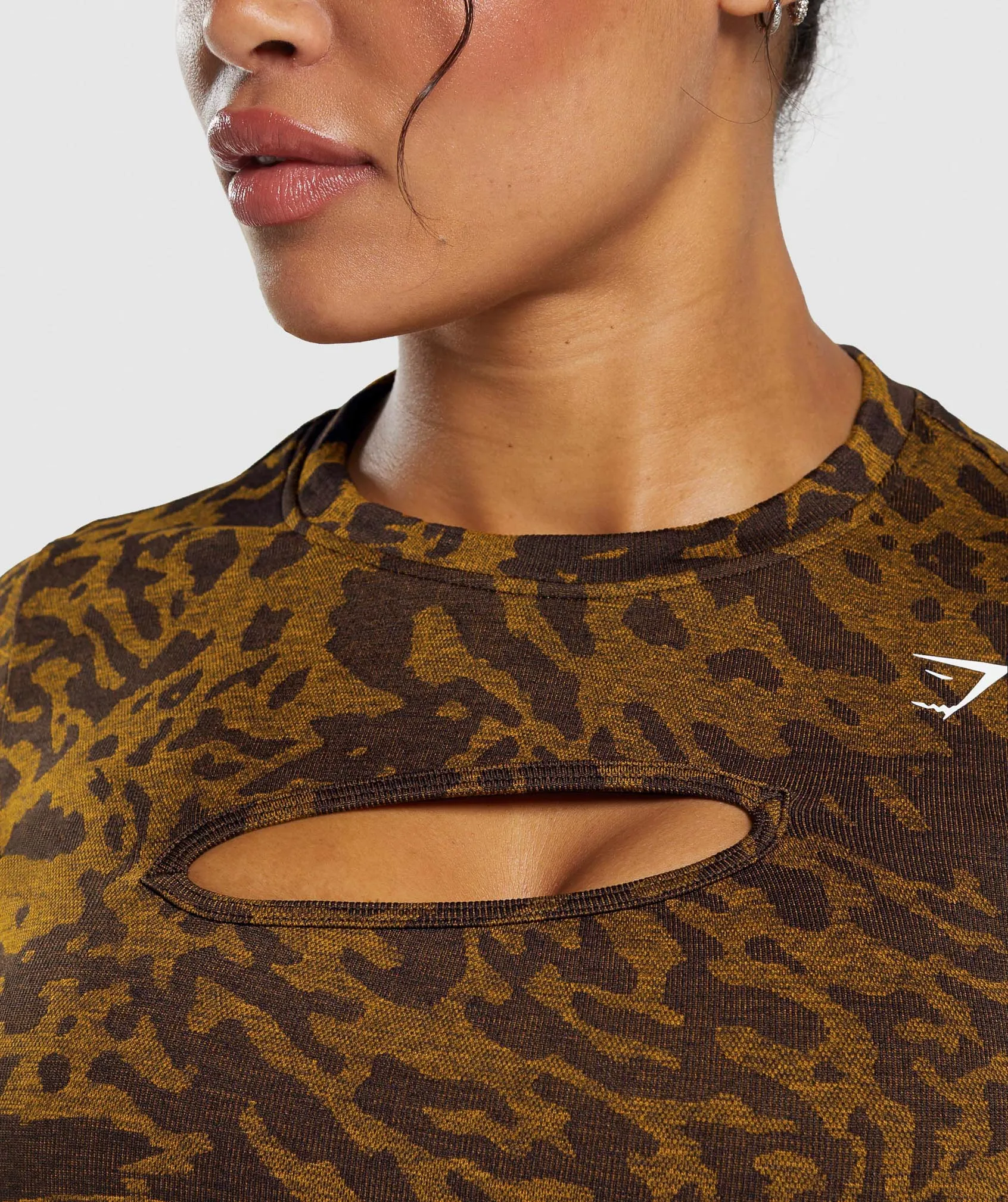 Gymshark Adapt Safari Seamless Long Sleeve Crop Top - Archive Brown/Burnt Yellow