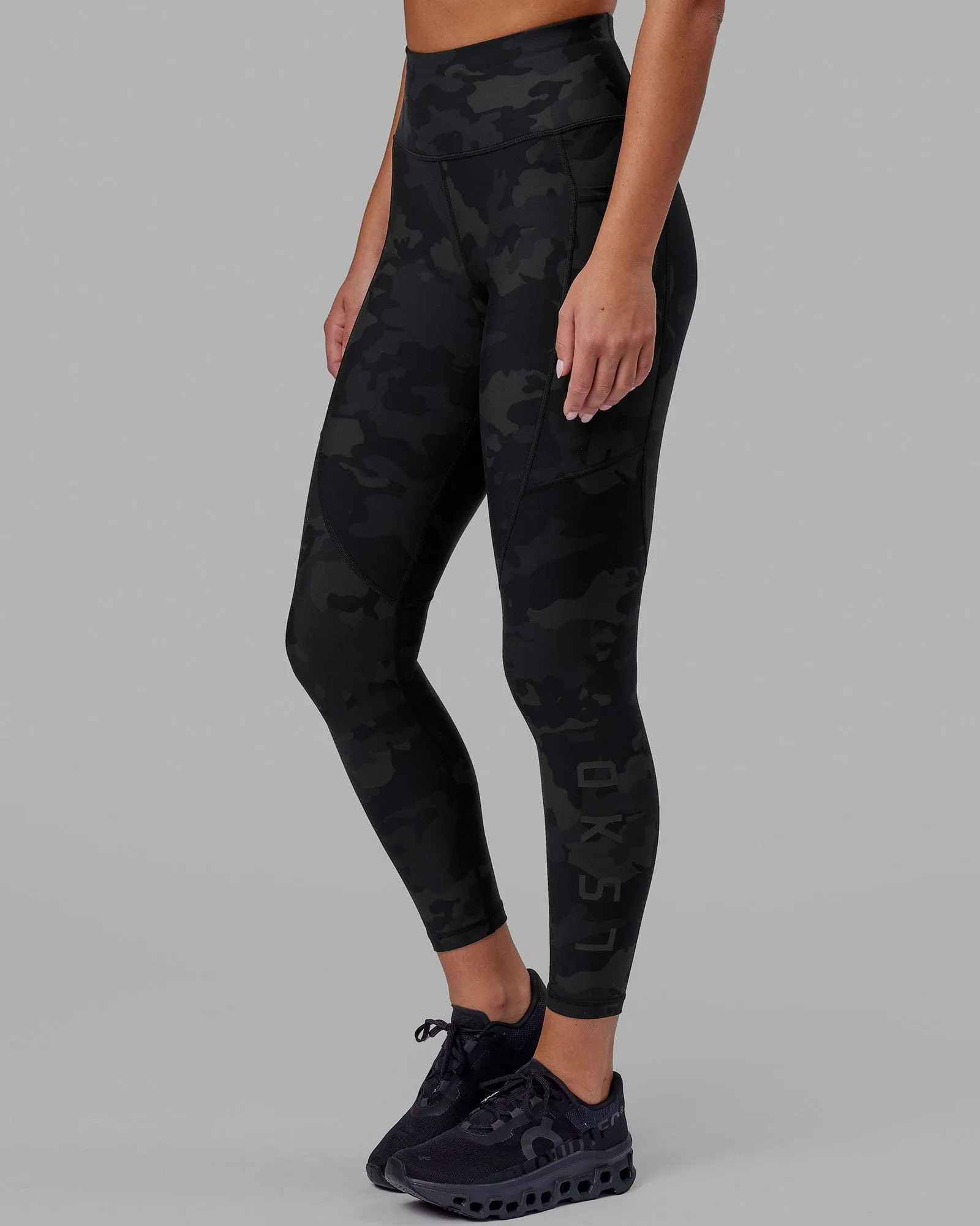 Rep 7/8 Length Leggings - Black Camo