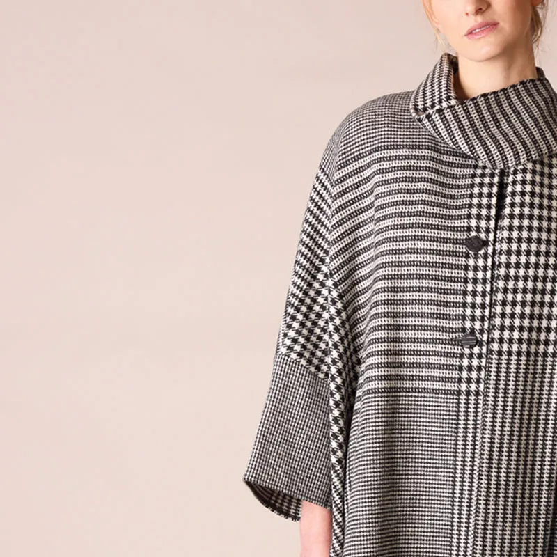 Roisin Cape, Heavy Black & White Houndstooth