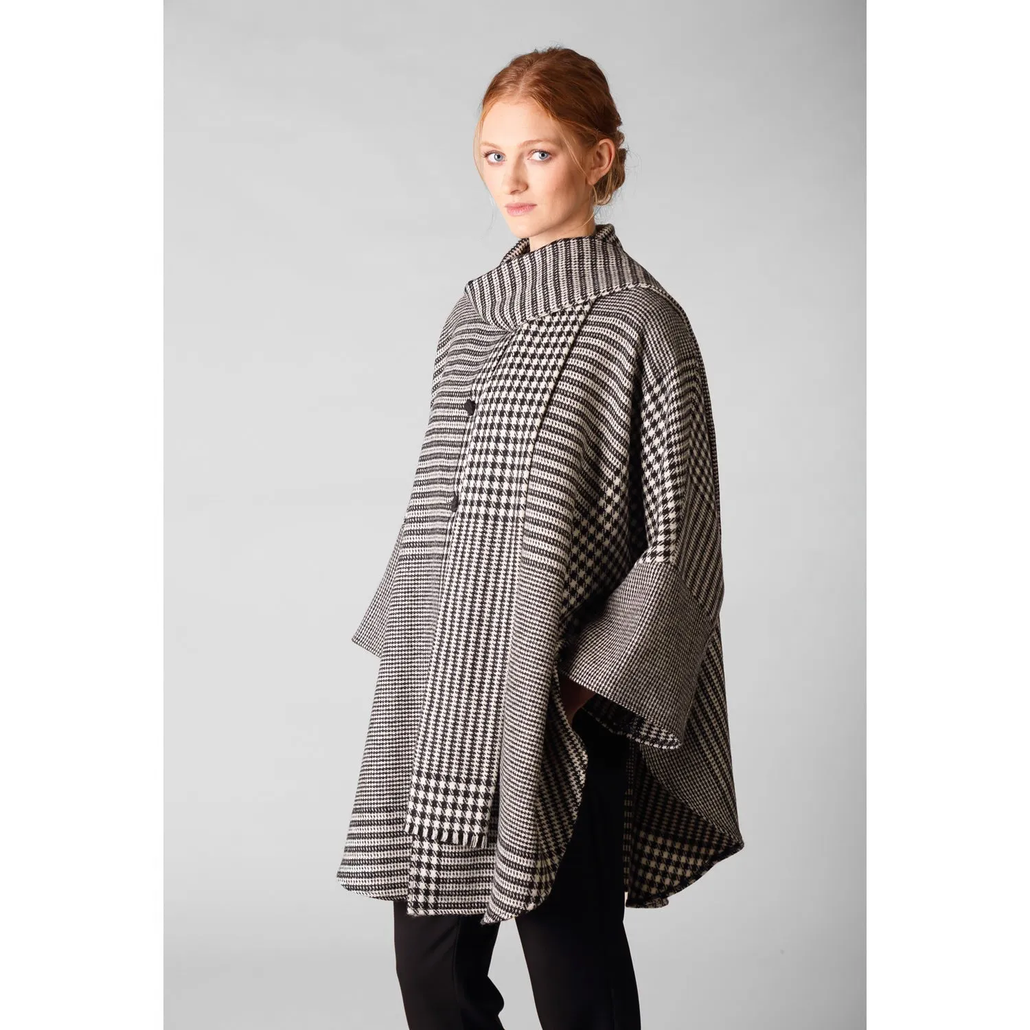 Roisin Cape, Heavy Black & White Houndstooth