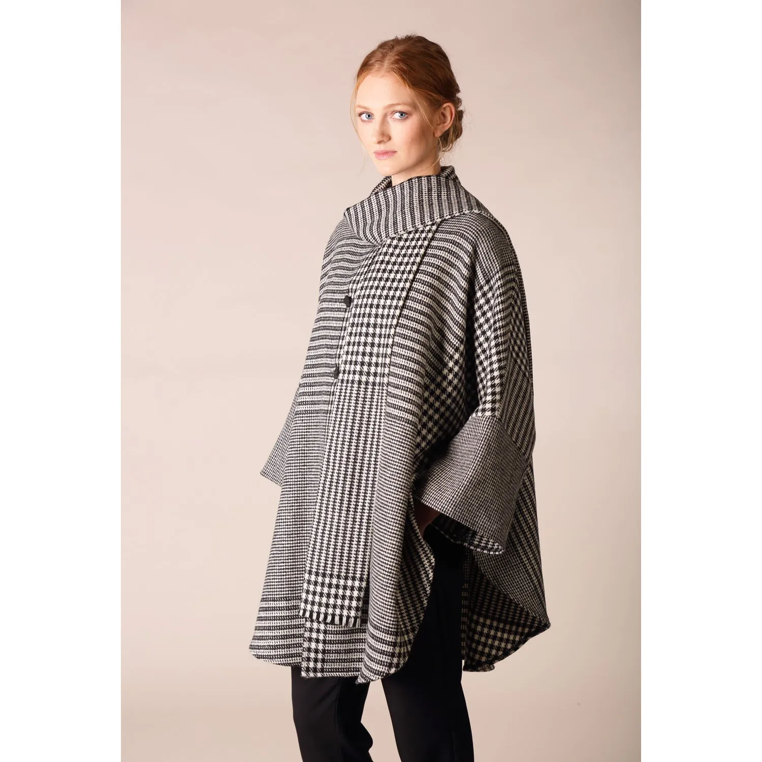 Roisin Cape, Heavy Black & White Houndstooth