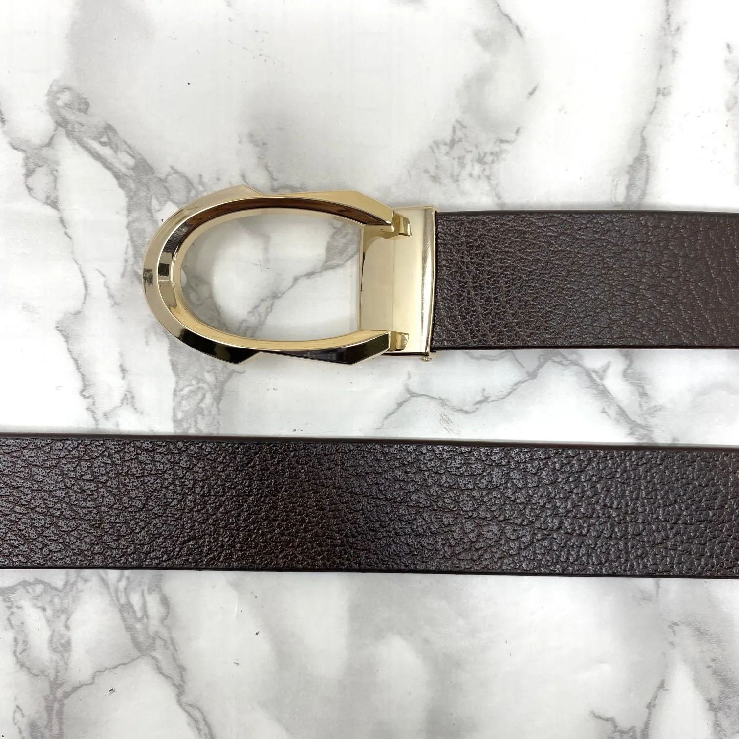 Signature C Logo Leather Belt For Unisex-JonasParamount