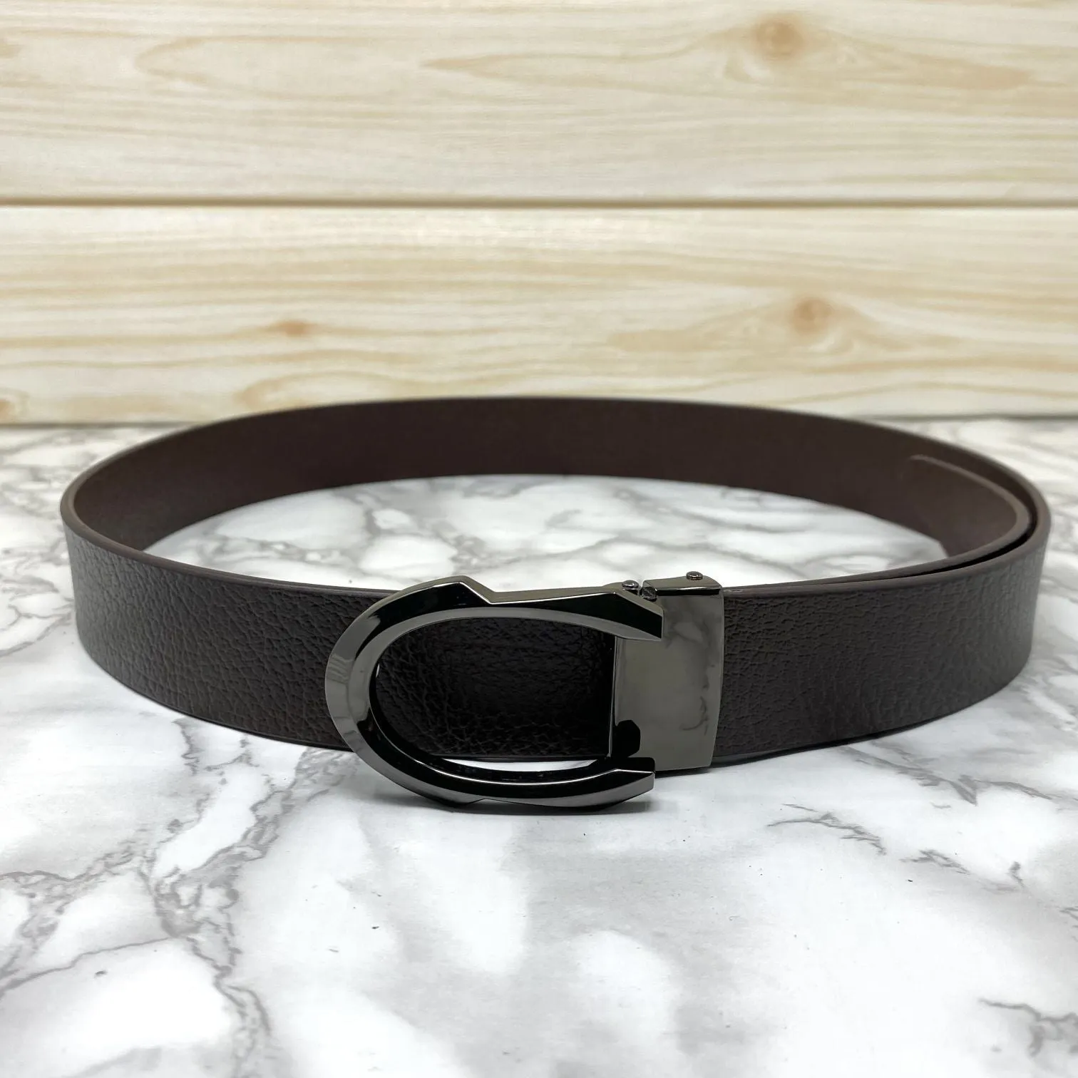 Signature C Logo Leather Belt For Unisex-JonasParamount