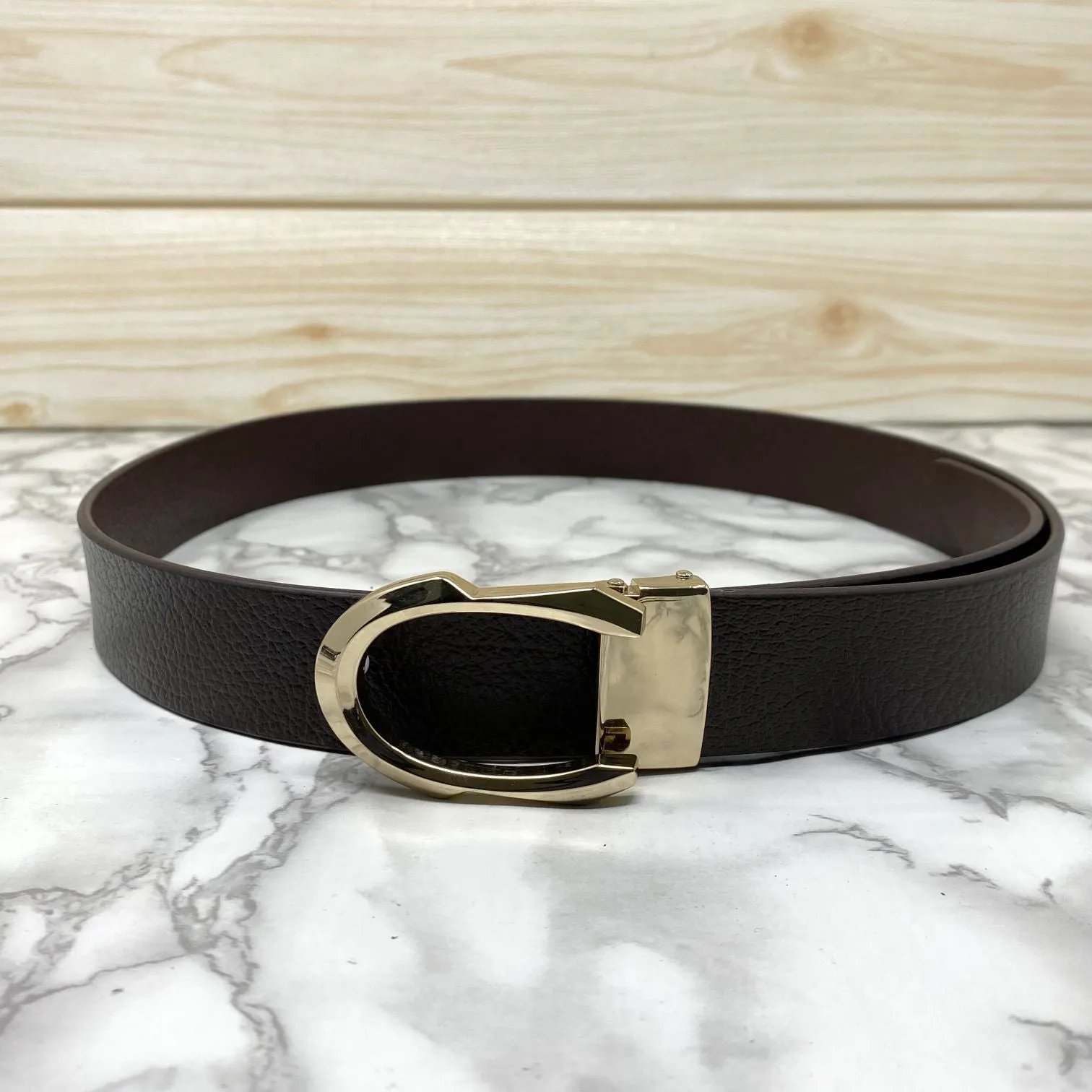 Signature C Logo Leather Belt For Unisex-JonasParamount